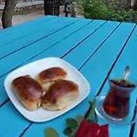 Izmir Yasam Vadisi بورنوفا