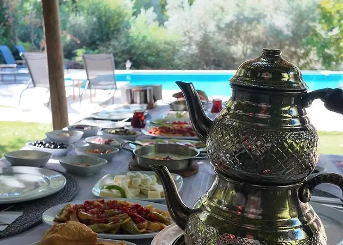 Izmir Yasam Vadisi Hotel Bornova