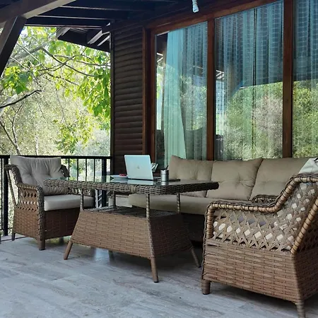 Hotel Izmir Yasam Vadisi *